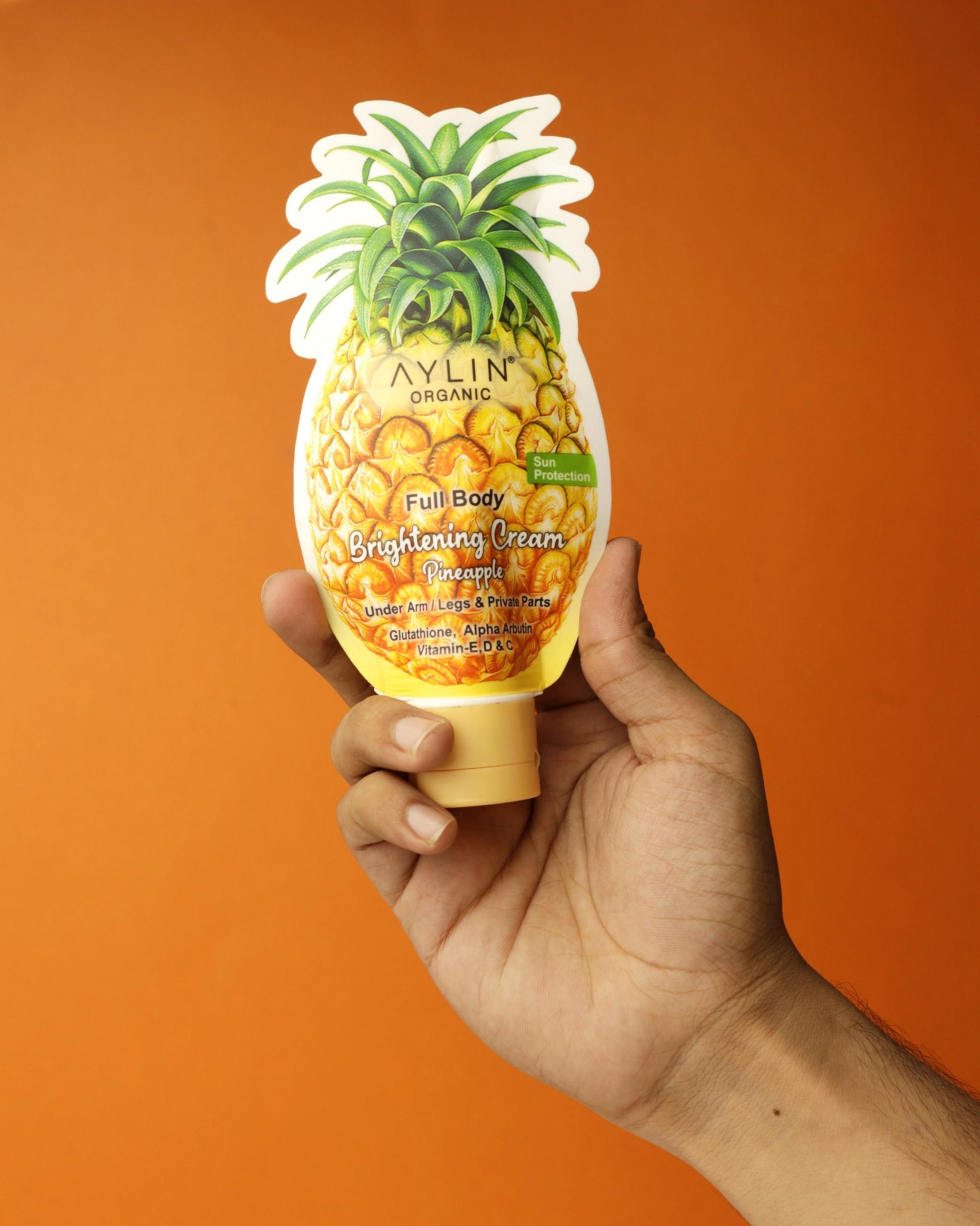 Pineapple Infused Skin Brightening Cream – Natural Glow & Even Skin Tone Formula 100 Ml